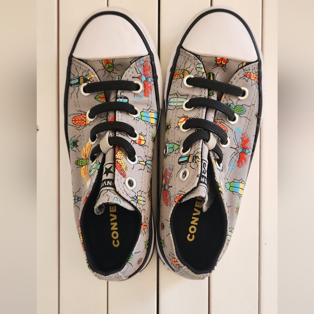 CONVERSE ALL STAR BUG PRINT SHOES - SIZE: 13